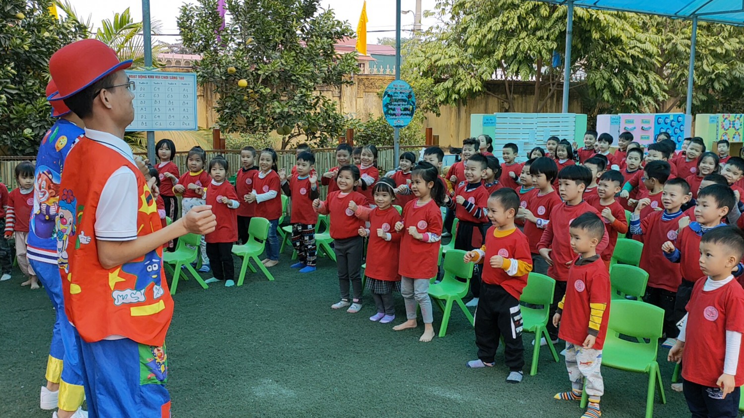 TRẢI NGHIỆM LÀM TRANH CÁT CỦA CÁC BÉ  TRƯỜNG MN PHÚ LƯƠNG II.
