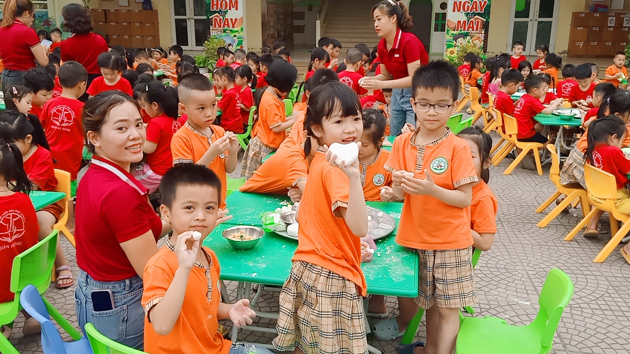 VUI TẾT HÀN THỰC CÙNG CÁC BÉ TRƯỜNG MN PHÚ LƯƠNG II