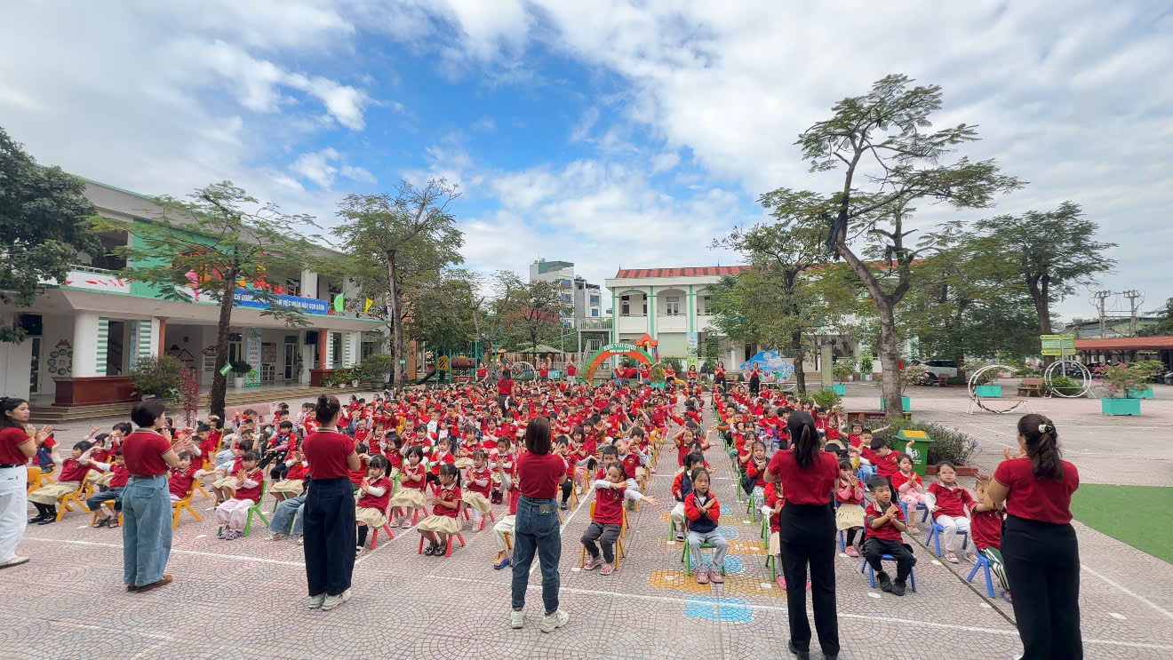 z7226006409754 55427bd062037803e15ee4179bff7ff9