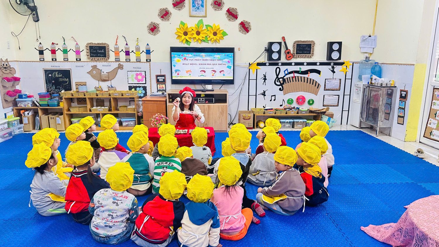 HOẠT ĐỘNG KHÁM PHÁ QUẢ TRỨNG CỦA CÁC BÉ YÊU LỚP C4